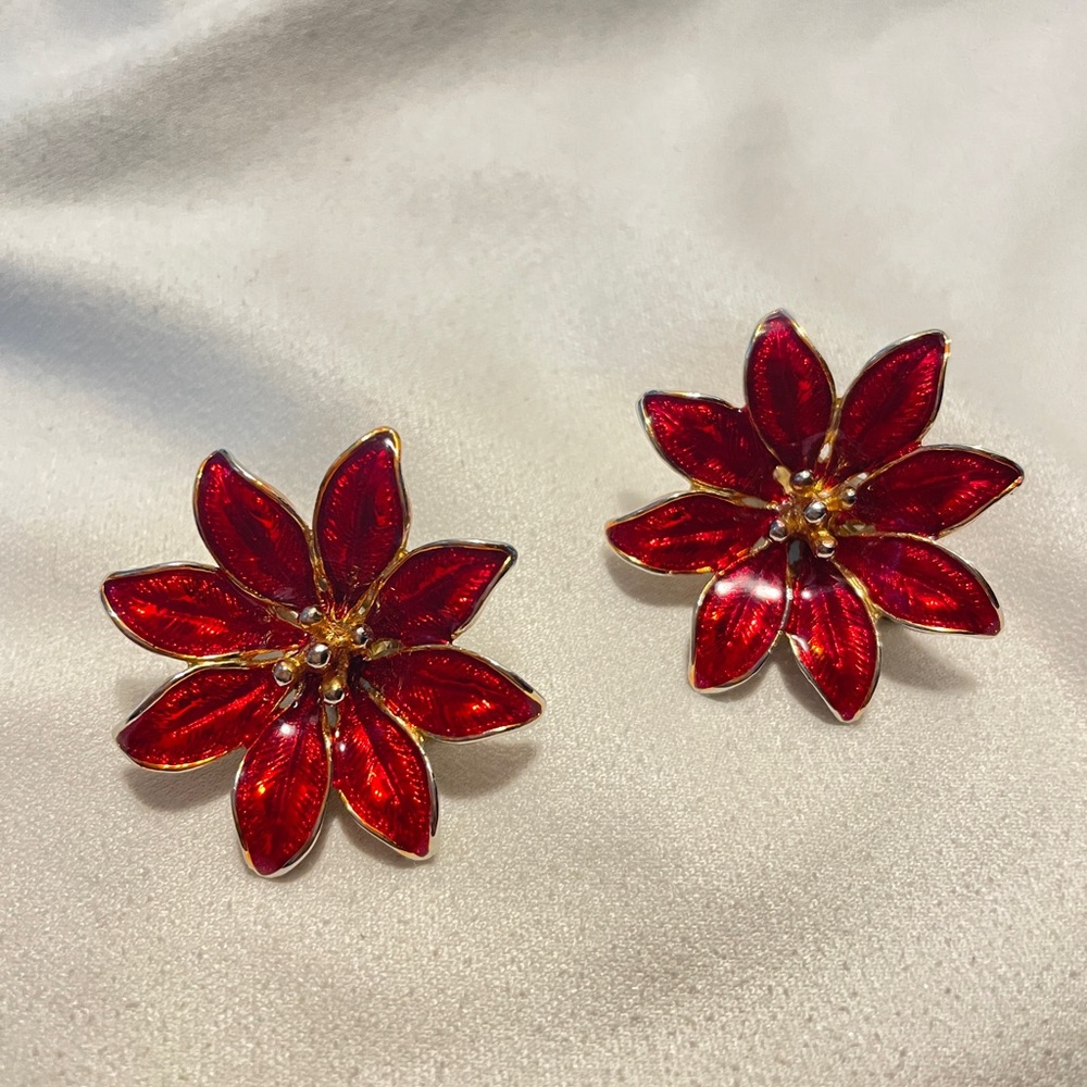 Christmas Poinsettia Red Enamel Gold Tone Clips on Earrings